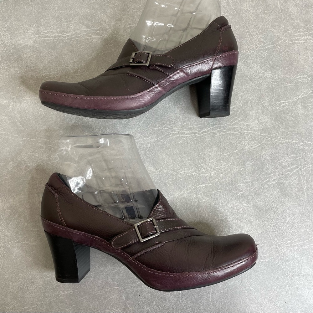 Clarks Chunky Heel “Artisan” Purply Brown Leather Pumps